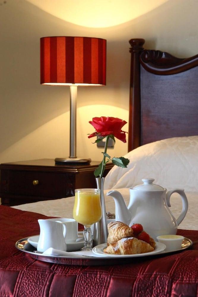 Killarney Riverside Hotel المظهر الخارجي الصورة
