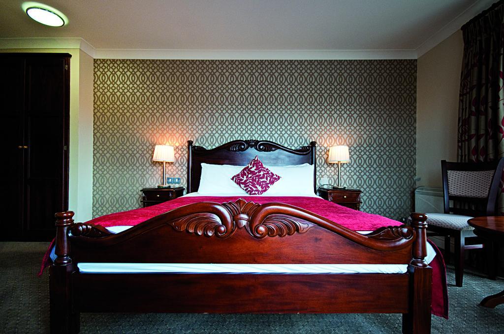 Killarney Riverside Hotel المظهر الخارجي الصورة
